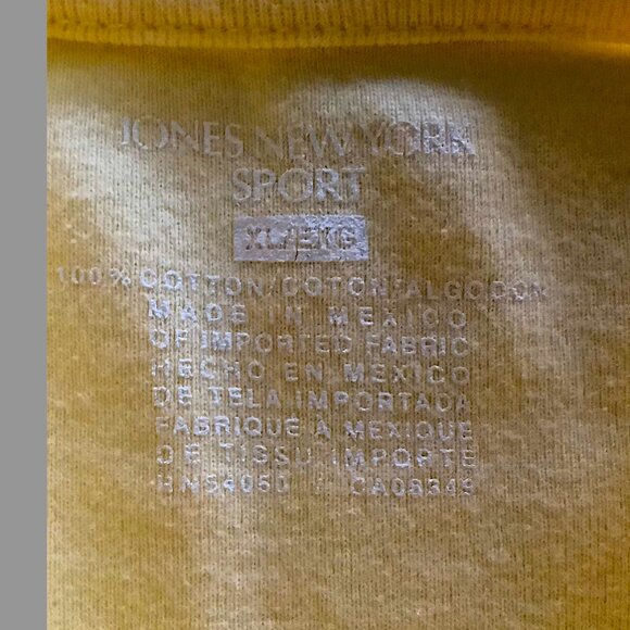 Jones New York- Lot of 2, Yellow, Purple 100% cotton Tees, Size M and XL - Picture 5 of 9
